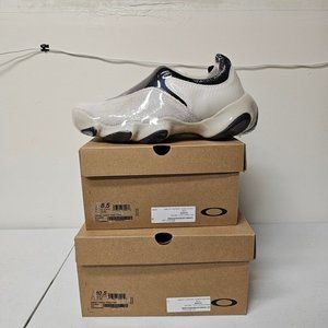 Brand New Y2K Oakley Factory Team Flesh Brain Dead Milk Size 8.5